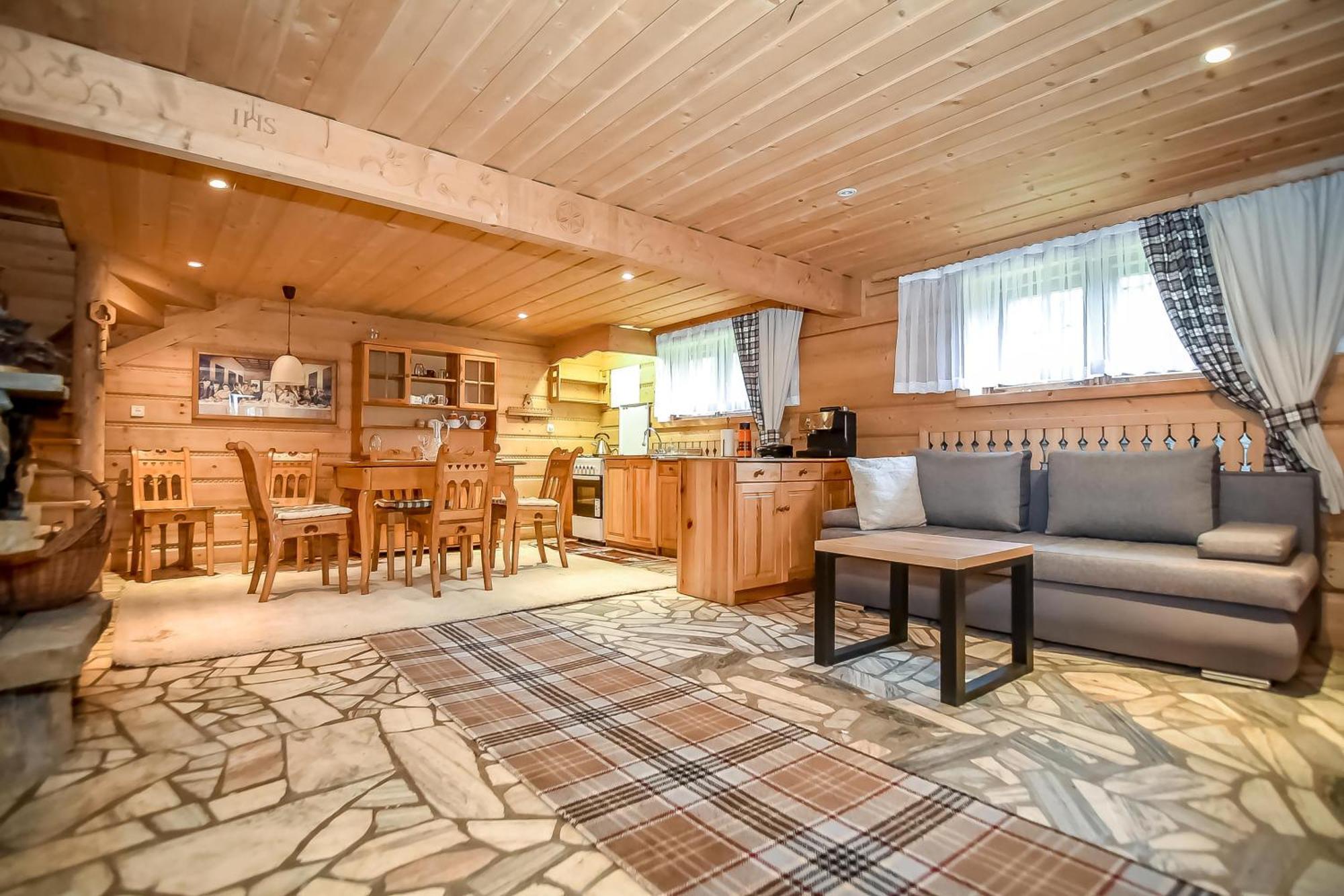 Asta & Pod Tatrami Homestay *